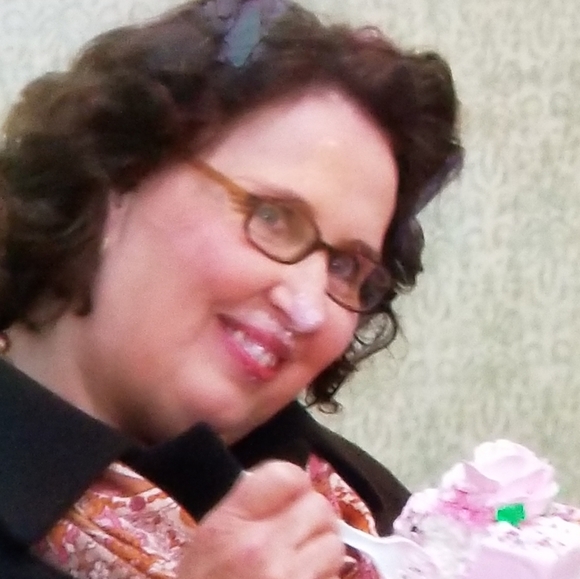 Meet your Posher, Shana - Picture 2 of 11